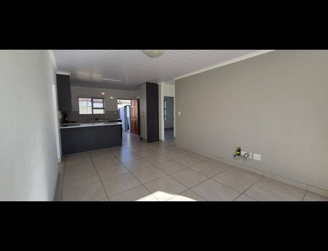2 BEDROOM PROPERTY TO RENT IN DANA BAY